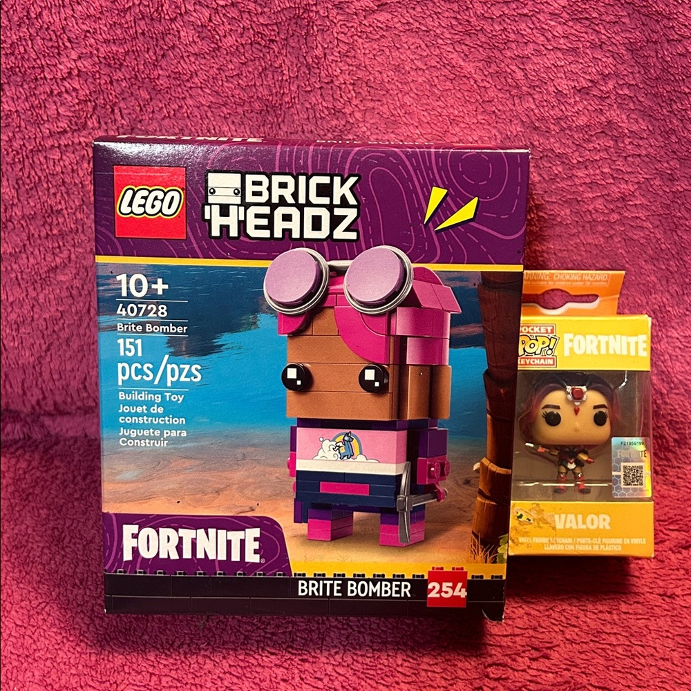 LEGO Fortnite Brite Bomber BrickHeadz